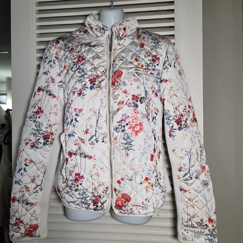 Zara Floral Puffer Jacket - White and Red